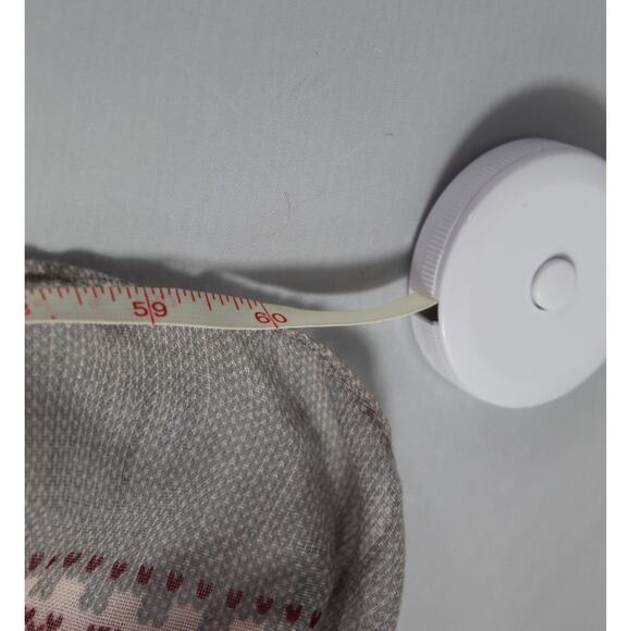 Marius by Brodrene Flaaronning as traditional pattern 100% wool scarf 30" x 72" - Picture 6 of 9